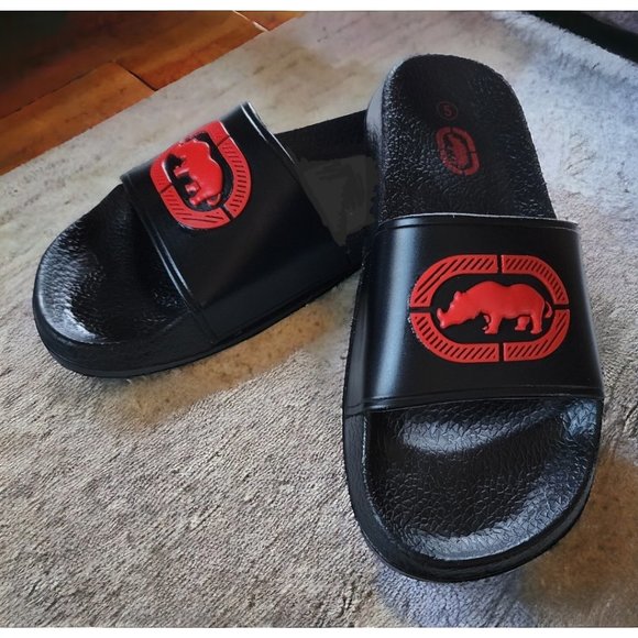 NWOT Youth ECKO UNLTD 3BLACK POOL BEACH SLOP ONS Size 5 - Picture 2 of 8